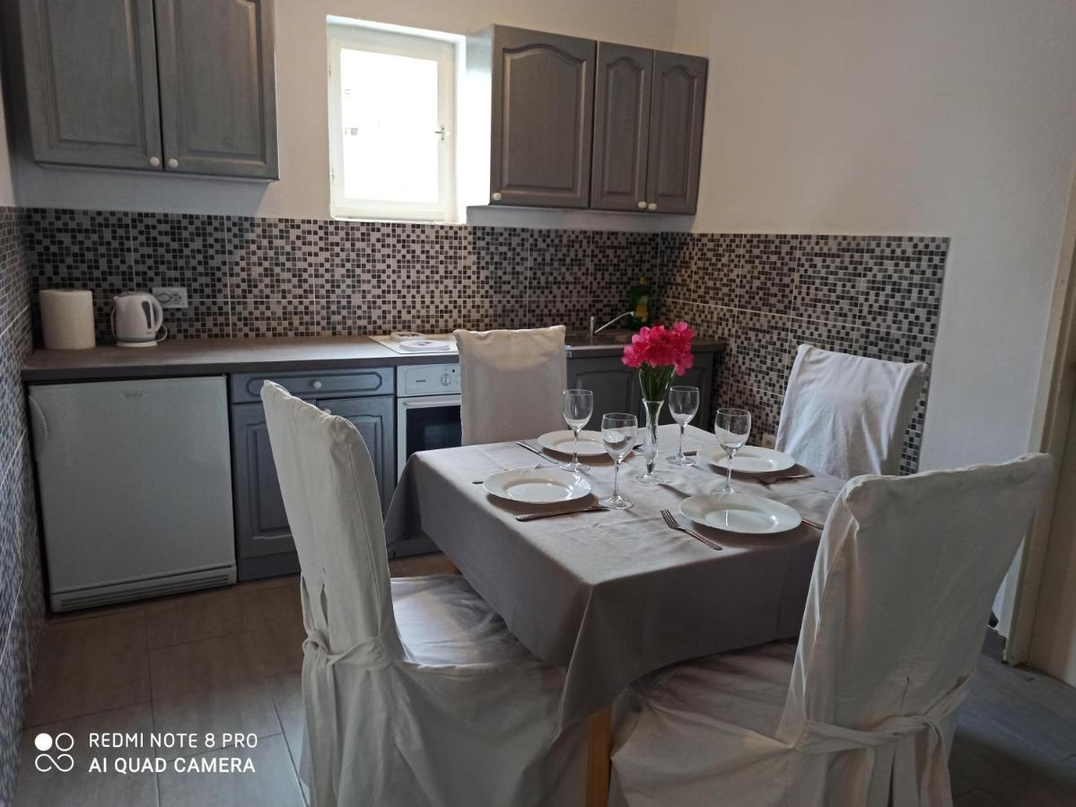 Apartment Kosor Zaboric Eksteriør bilde